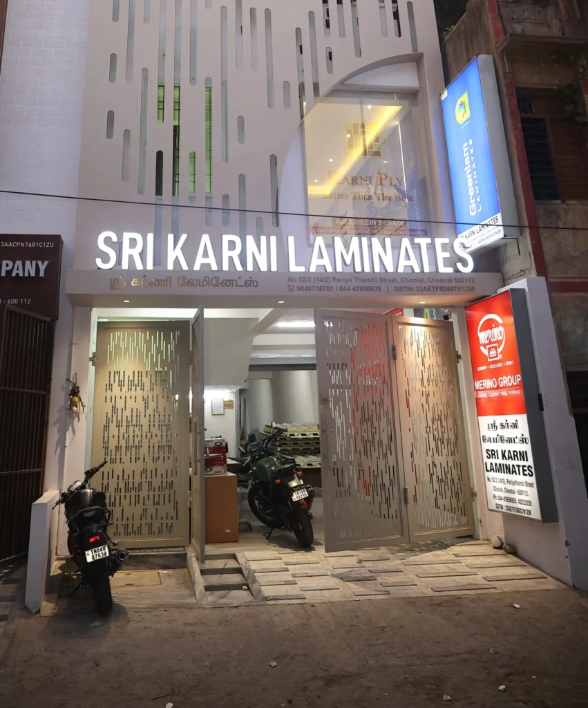 Premium laminates plywood